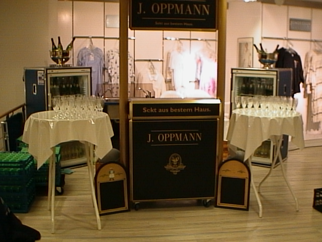 Promotionstände mieten in Nürnberg, Erlangen, Forchheim, Würzburg